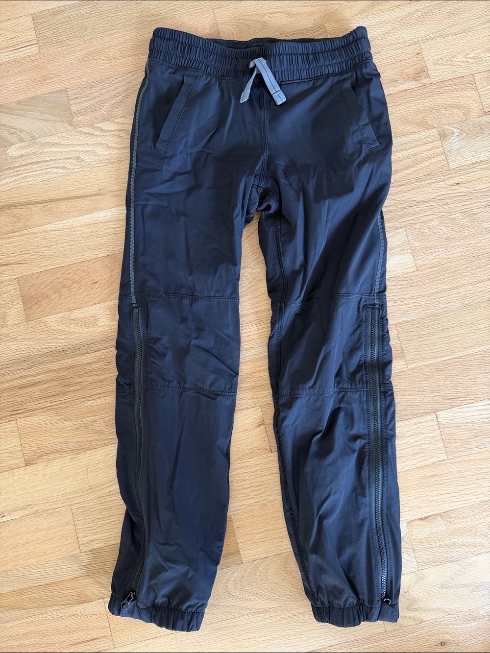 Ivivva Black Jogger Pants with Side Zippers